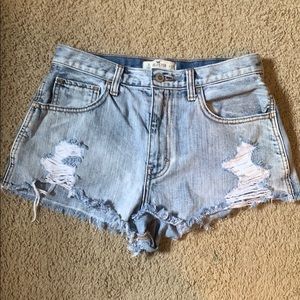 Hollister Jean shorts!